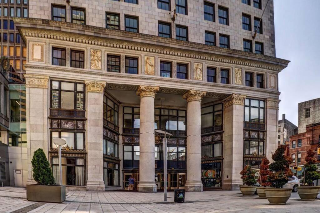 Chase Penthouse At 39 West Baltimore Inner Harbor Convention Center Free Indoor Parking One And Two Bedrooms Esterno foto