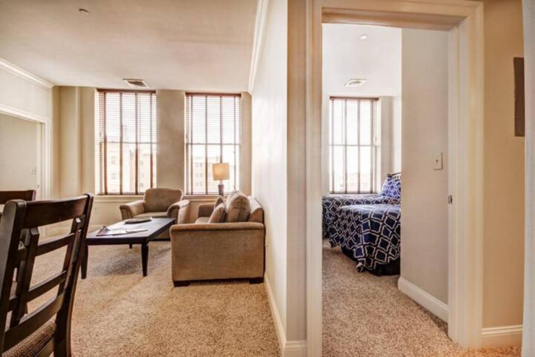 Chase Penthouse At 39 West Baltimore Inner Harbor Convention Center Free Indoor Parking One And Two Bedrooms Esterno foto